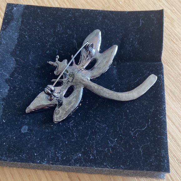 Butterfly Brooch with Swarovski Crystal - Picture 4 of 5